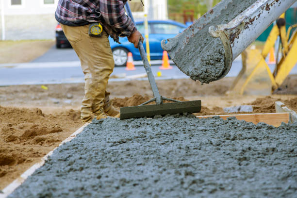  , MI Concrete contractor Pros